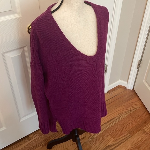Show Me Your Mumu Hug Me V-Neck Purple Women's Sweater Size Small EUC Soft - Picture 2 of 8